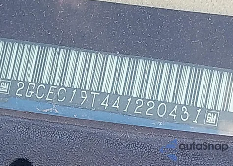 2004 Chevrolet Silverado 1500 Ls z USA, uszkodzony, nr VIN 2GCEC19T441220431